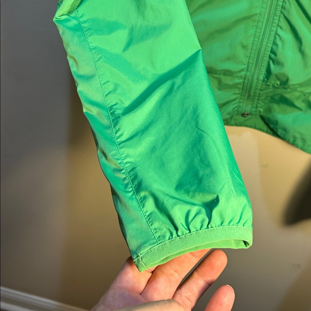 Nike Court Funnel Neck Women’s Green Windbreaker - Picture 4 of 9